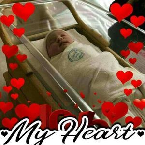 Meet your Posher, Eva